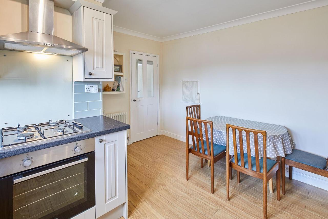 Host & Stay - Coach Cottage Brotton Exteriér fotografie